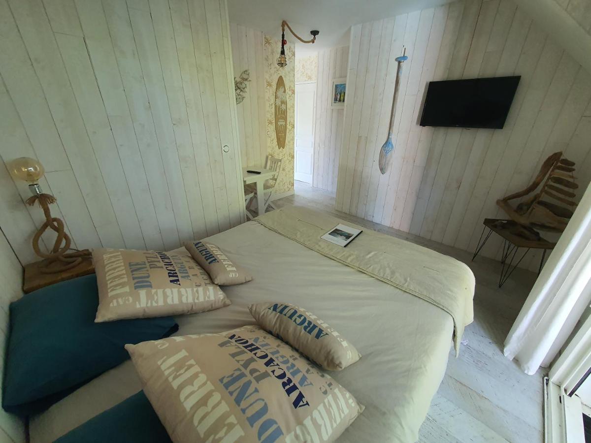 Villa Caraibes グジャン・メストラ エクステリア 写真