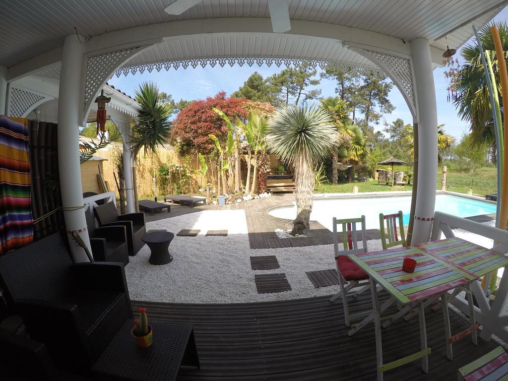 Villa Caraibes グジャン・メストラ エクステリア 写真